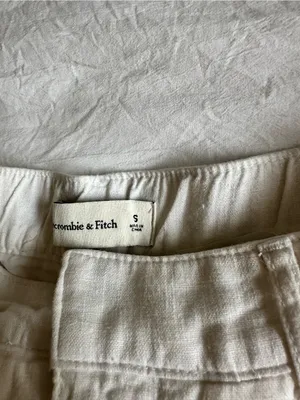 NWT Abercrombie & Fitch Women's High-Rise White Linen-Blend Shorts thumbnail 3