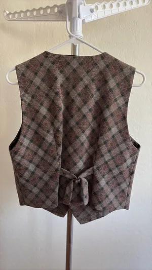 Brown Vest Size M thumbnail 3