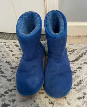 UGG Boots thumbnail 1