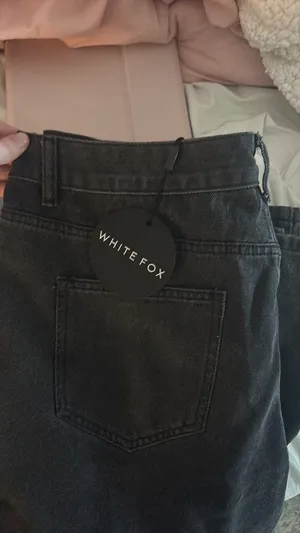 Bring The Style White Fox Boutique Low-Rise Wide-Leg Jeans Black Acid Wash thumbnail 5
