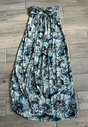 Wet seal floral maxi dress thumbnail 1
