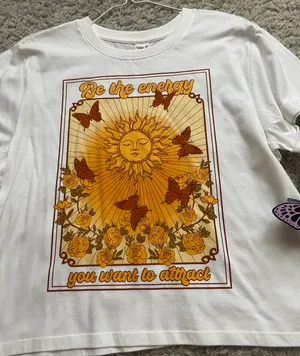 Butterfly Shirt Multiple Size XL thumbnail 1