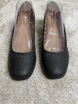 Naturalizer Women’s Brina Laser-Cut Wedges Pump Shoes in Black 9M thumbnail 2