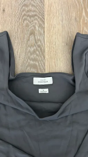 Aritzia Babaton Bodysuit Square Neck Contour Long Sleeve thumbnail 2
