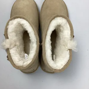 Koolaburra by UGG Victoria Mini Boots Sand Beige Suede Womens Sz 9 EUC thumbnail 5