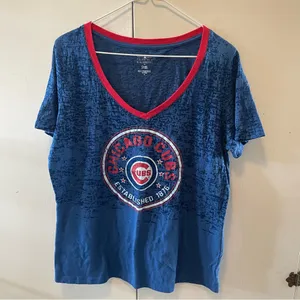 Genuine Merchandise MLB Merch Cubs Burnout V Neck‎ thumbnail 1