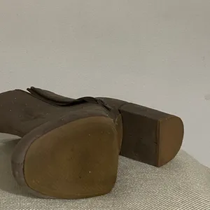 Old Navy Boots Women's Size 10 Grey Suede Leather Pointed Ankle Boots like new one worn thumbnail 3