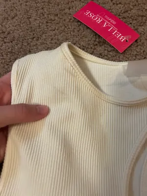 Boutique Cropped Tank Size M thumbnail 2