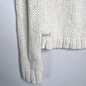 American Eagle‎ Sweater thumbnail 2