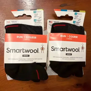 Smartwool Merino Women's Fit Run Low Ankle Black Socks S 2 Pairs NWT thumbnail 1