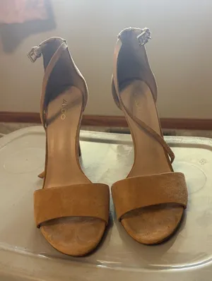 Heels ALDO Suede Nude thumbnail 1