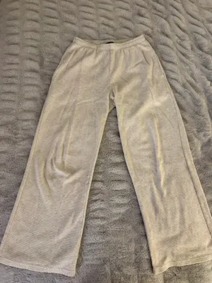 Brandy Melville Anastasia Waffle Sweatpants thumbnail 4