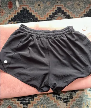 Lululemon Hotty Hot Short thumbnail 3