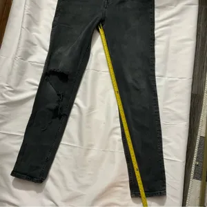 Free People We The Free High Rise Distressed Black Jeans 28 Casual Bikercore thumbnail 8