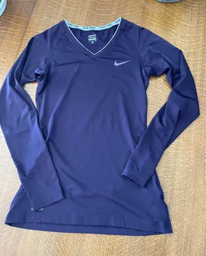 Nike Long Sleeve thumbnail 1