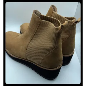 Eileen Fisher Chelsea Boots Womens 7.5 Tan Leather Wedge Ankle Bootie thumbnail 5