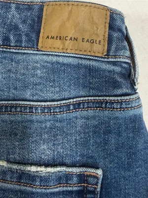 American Eagle Mom Jean Strigid Raw Hem Medium Blue Denim High-Rise Size 8 thumbnail 5