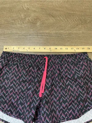 Old Navy Active Running Shorts Size M Black Colorful Print Brief Lined Pocket thumbnail 8