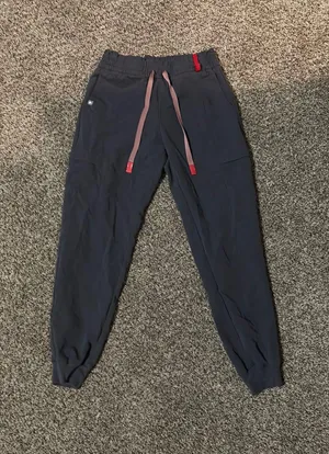 FIGS Scrub Pants Jogger thumbnail 1