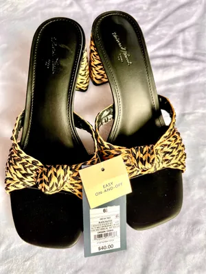 Universal Threads Sandals w/Block Heel-Size 6.5 thumbnail 6