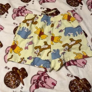 Disney Winnie the Pooh Cream and Yellow Shorts thumbnail 2