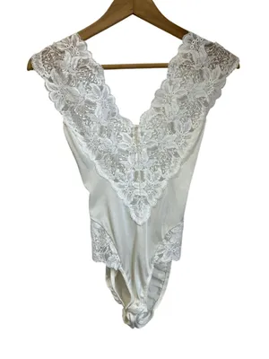 Vintage Henson Kickernick Lace‎ Teddy Lingerie Romantic Cottagecore Size S thumbnail 1