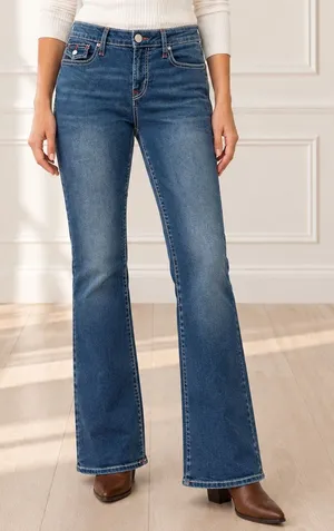 True Religion Becca Jeans Sz 31 Mid Rise Bootcut Flap Pocket Dark Wash Stretch thumbnail 1