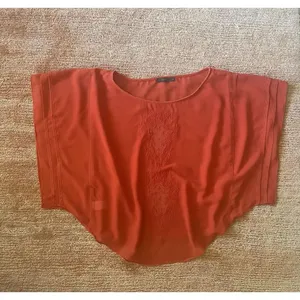 THML Anthropologie Orange Embroidered Cape Flutter Sleeve Sheer Sz M thumbnail 2