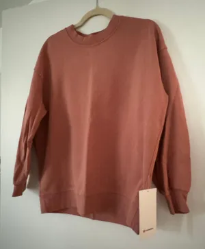 Lululemon Perfectly Oversized Crew thumbnail 1