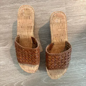 House of Harlow Women's Brown and Tan Sandals thumbnail 3