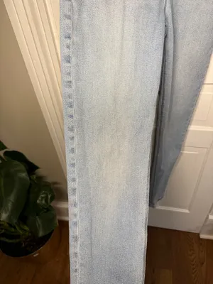 American Eagle Outfitters Women’s Mom Jeans light wash high rise stretch size 0 thumbnail 2