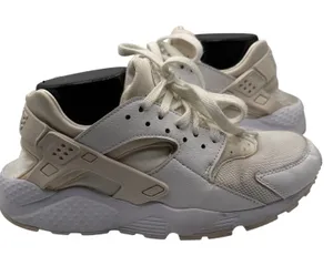 Nike Air Huarache Run‎ GS Women Size 7Y White Sneakers Streetwear Athleisure thumbnail 1