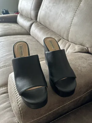 Chunky Heels thumbnail 2