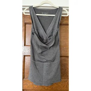LALABU Soothe Shirt Baby Wearing Top Postpartum Nursing Tank Size M thumbnail 3