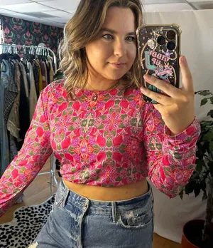Misa Acia Ana Capri Floral Long Sleeve Top Pink Size Large thumbnail 2
