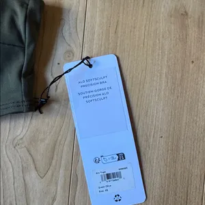 ALO Yoga SOFTSCULPT Precision Bra thumbnail 2
