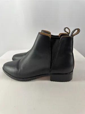 Nisolo Eva Everyday Leather Chelsea Boot in Black Size 8.5‎ thumbnail 6