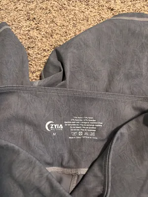 Zyia Shorts Size Medium thumbnail 4