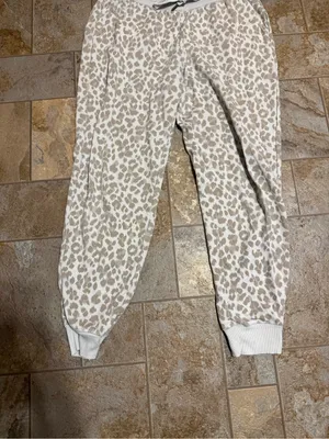 Old Navy | Beige Leopard Print Jogger Trouser Sweat pants size medium thumbnail 4