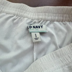 OLD NAVY Eyelet Cut Out Crepe-like Linen-like Mini Skirt - Medium thumbnail 9