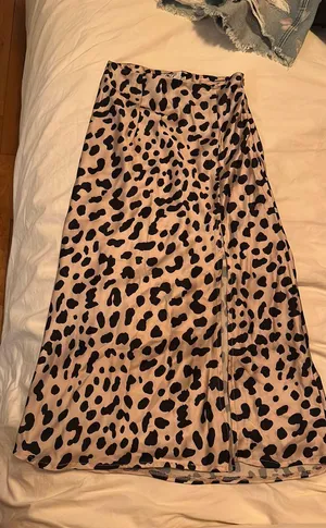 Nia Midi Skirt Leopard Print thumbnail 3