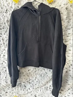 Lululemon Scuba Oversized Half thumbnail 1