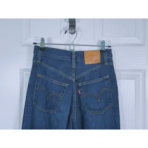 Levi's Premium Ribcage Wide Leg Jeans Size 24 Blue High Rise 90s Retro Denim thumbnail 6