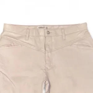 Abercrombie Curve Love 90s Relaxed Jean 33/16R Cream Faux Leather NWT thumbnail 4