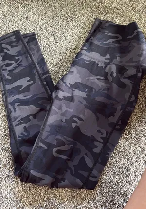 Dark Camo Lululemon Leggings thumbnail 1