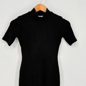 Marine‎ Layer Lexi Rib Mock Neck Midi Dress Womens XS Black Short Sleeve Slit thumbnail 9
