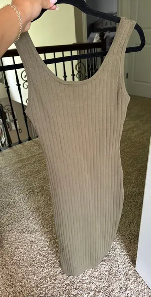 Army green midi dress Size L thumbnail 1