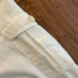 Saks 5th Avenue Threads white cotton cargo pants size 6 thumbnail 7
