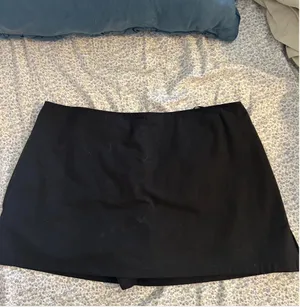 Princess Polly Skort thumbnail 4