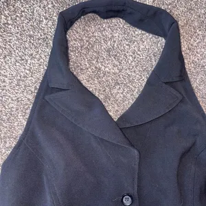Black Star City tank top vest in size M thumbnail 5